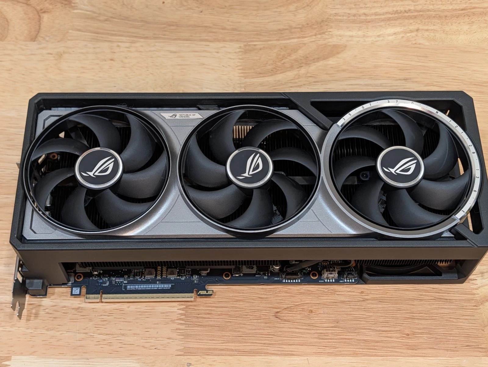 ASUS ROG Astral RTX 5090 OC 32GB GDDR7 - Image 1