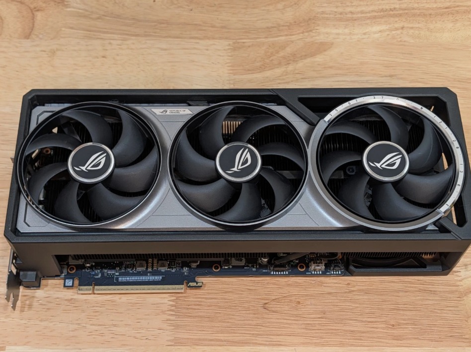 ASUS ROG Astral RTX 5090 OC 32GB GDDR7 ROG-ASTRAL-RTX5090-O32G-GAMING - Image 1