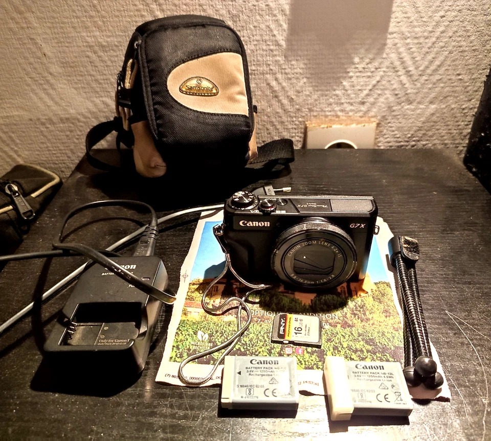 Canon G7 X Mark II 20.1MP – Extra Batteries & Accessories - Image 1