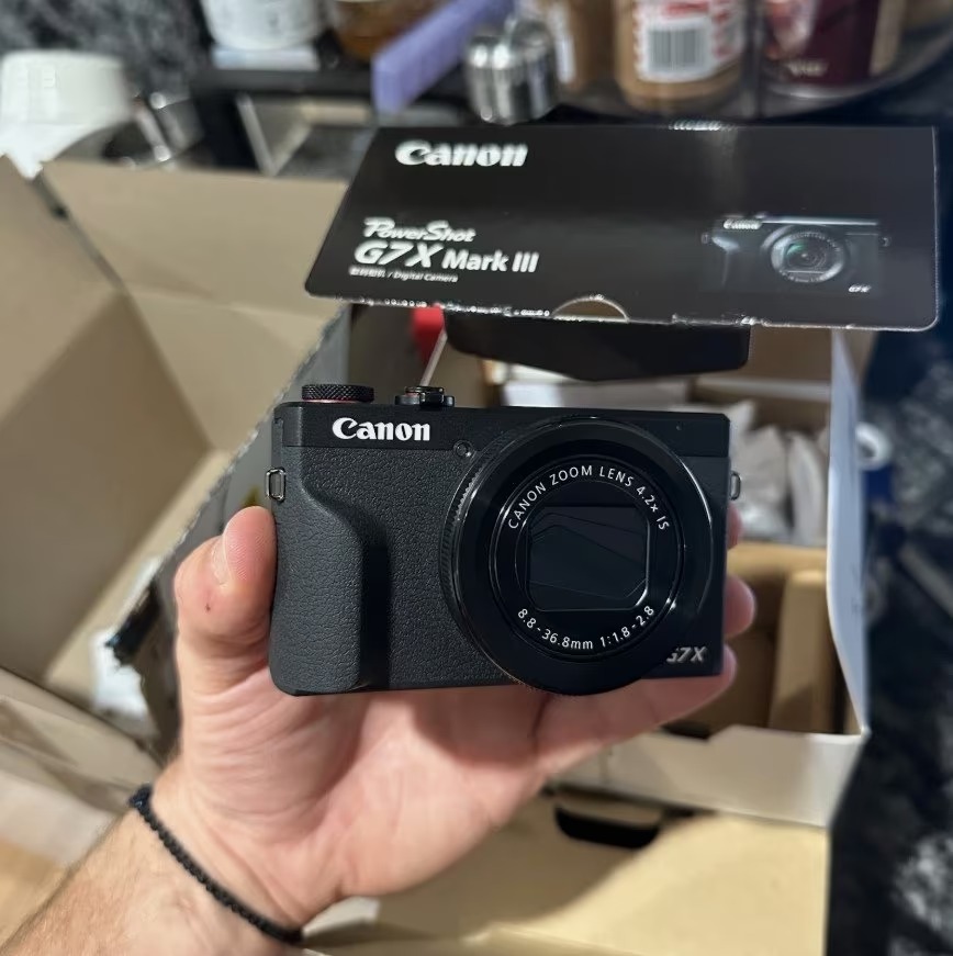 Canon PowerShot G7X Mark III – Black compact digital camera - Image 1