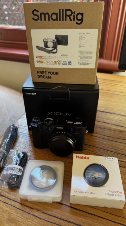 Fujifilm X100VI – Excellent Condition | 900 Shutter Count | Premium Accessories - Image 1